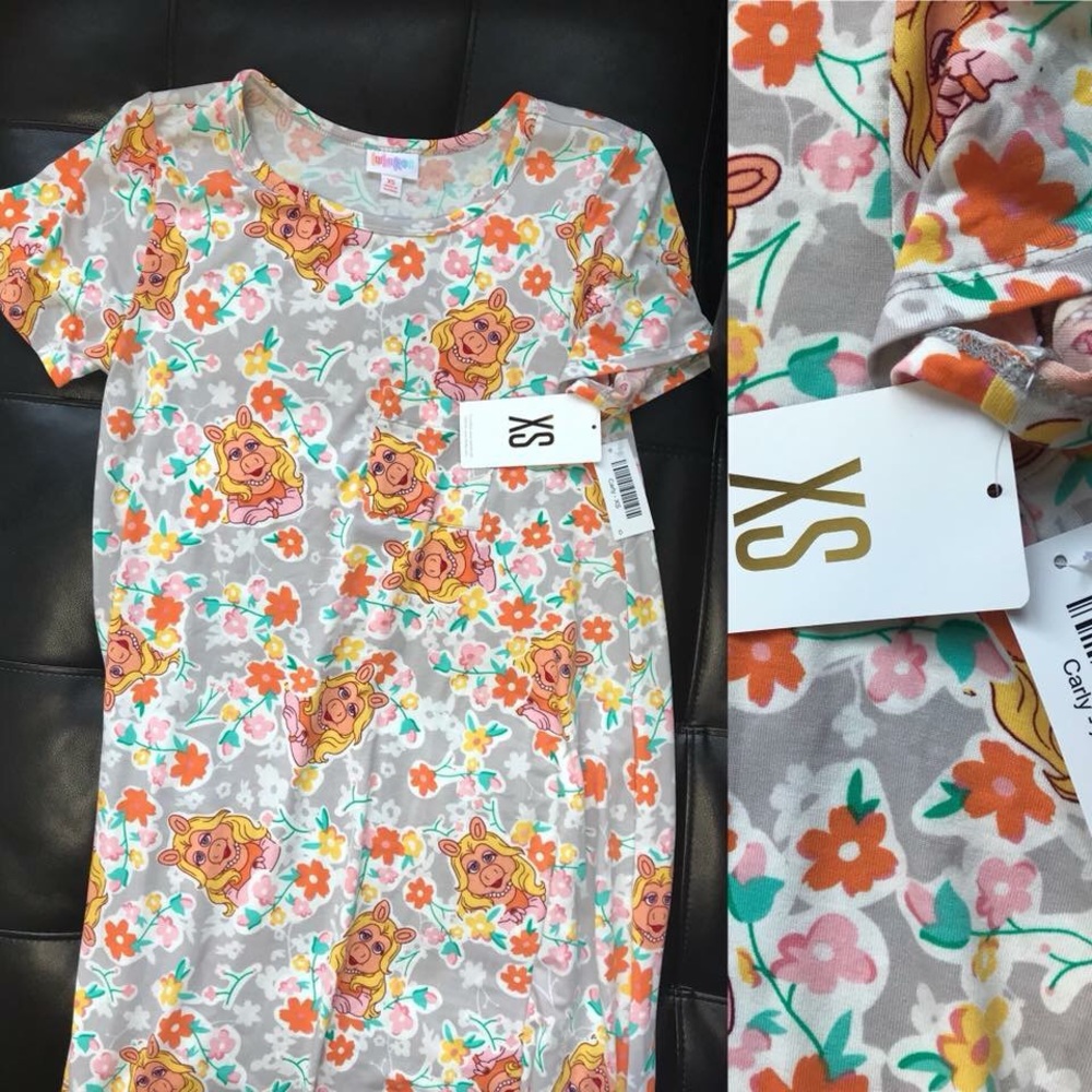 LulaRoe Disney Carly XS Miss Piggy